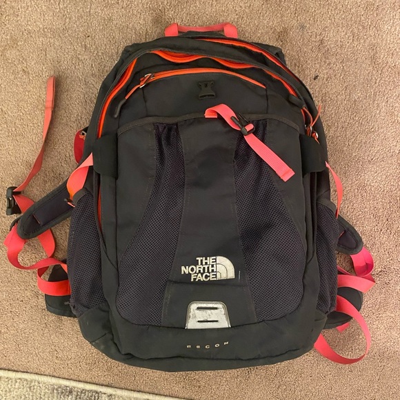 North Face Recon Backpack - Picture 1 of 8